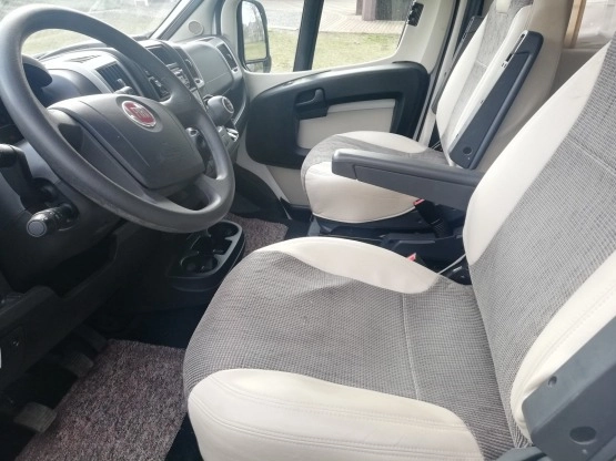                         CAMPER CHAUSSON 747 2016R - zdjęcie 5
                        