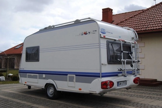                         HOBBY 400 Łóżko piętrowe! Solary! Ogrzewanie! Przedsionek! Stan BDB. - zdjęcie 8
                        