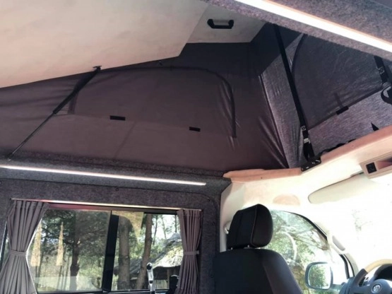                         Camper T5, 5 osób, nowa zabudowa - zdjęcie 5
                        