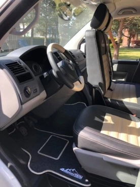                         Camper T5, 5 osób, nowa zabudowa - zdjęcie 9
                        