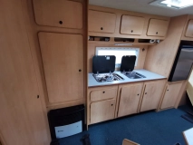                         Kamper MAN - zdjęcie 13
                        