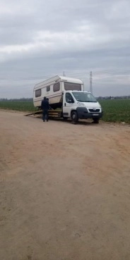                         Sprzedam przyczepe na działkę - zdjęcie 3
                        