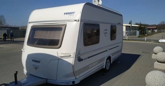                         Przyczepa kempingowa Fendt Saphir z łazienką w świetnym stanie! - zdjęcie 2
                        