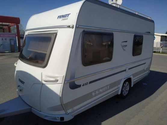                         Przyczepa kempingowa Fendt Saphir z łazienką w świetnym stanie! - zdjęcie 9
                        
