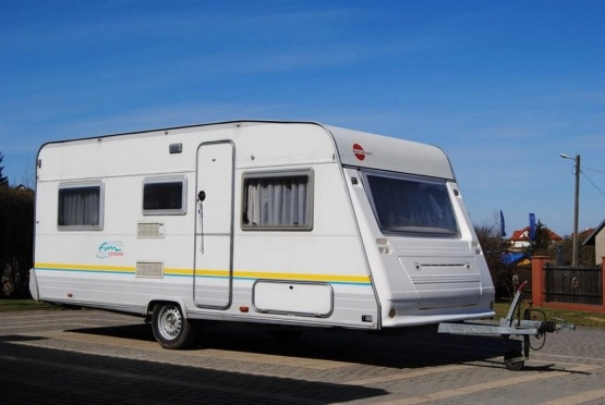                         BURSTNER 480 Zarejestrowana! 6-osobowa. Łóżko piętrowe! WC Ogrzewanie DMC 1200 kg - zdjęcie 1
                        