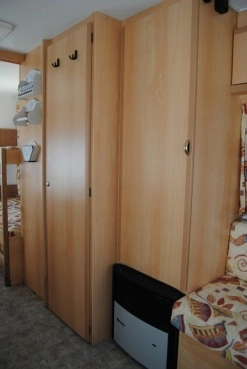                         BURSTNER 480 Zarejestrowana! 6-osobowa. Łóżko piętrowe! WC Ogrzewanie DMC 1200 kg - zdjęcie 8
                        