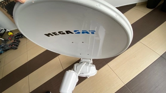                         Zestaw do telewizji satelitarnej Megasat Caravanman 85 Premium - zdjęcie 6
                        