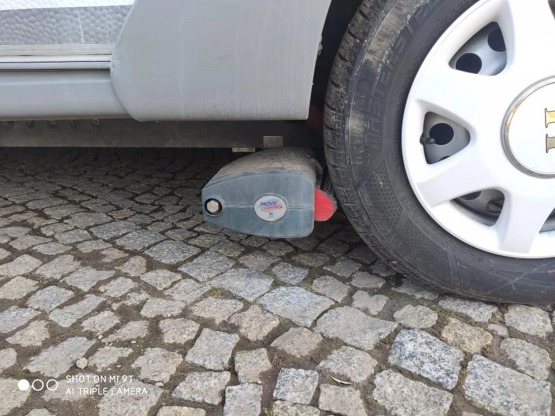                         Dethleffs Camper 560 SK - zdjęcie 3
                        