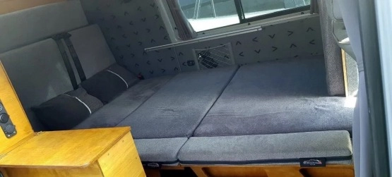                         Volkswagen Transporter - zdjęcie 19
                        