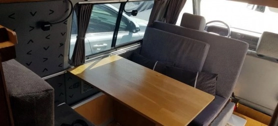                         Volkswagen Transporter - zdjęcie 4
                        