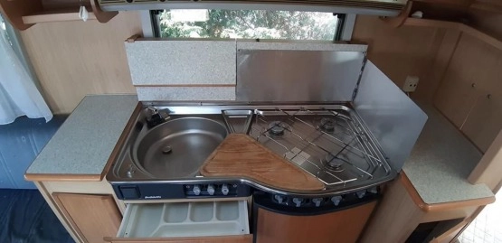                         Dethleffs Beduin 500 - zdjęcie 7
                        