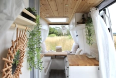                         Volkswagen Crafter 2019 Campervan - zdjęcie 12
                        