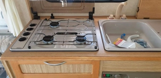                         Przyczepa kempingowa Crown Regent - zdjęcie 5
                        