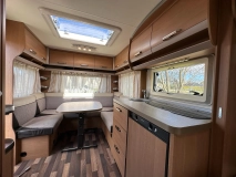                         Przyczepa  kempingowa KNAUS 450 FU - zdjęcie 6
                        