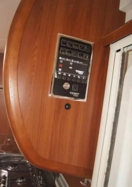                         Sprzedam lub odstąpię leasing Fendt Brillant 700 tfd model 2017 - zdjęcie 2
                        