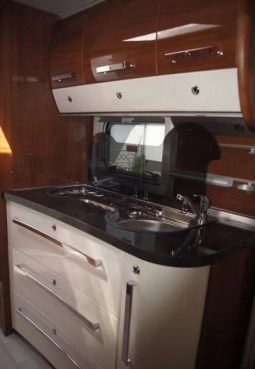                         Sprzedam lub odstąpię leasing Fendt Brillant 700 tfd model 2017 - zdjęcie 3
                        