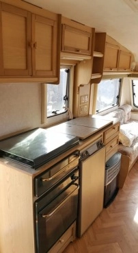                         Przyczepa Sterling Europa 1999 r. - zdjęcie 4
                        