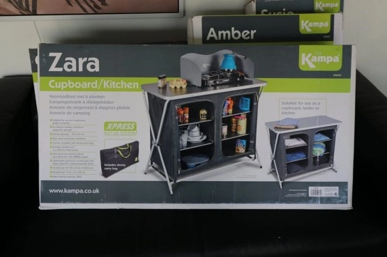                         Kuchnia turystyczna Kampa Zara. Nowa, lekko uszkodzony blat w transporcie - zdjęcie 1
                        