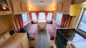                         Lunar Eclipse,  piękny stan, garażowana - zdjęcie 8
                        