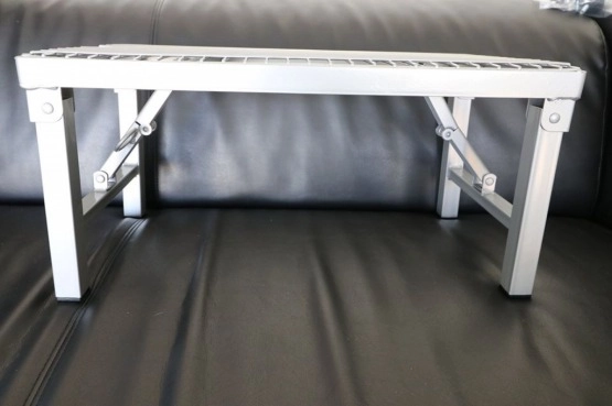                         Metalowy lekki składany schodek do przyczepy kempingowej - zdjęcie 1
                        