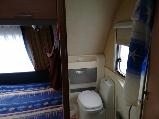                         ZMIANA CENY Przyczepa Kempingowa Knaus Azur 650 FDU - zdjęcie 5
                        