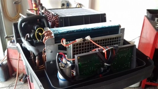                         Kamper klimatyzator Dometic FJ 2200 - zdjęcie 2
                        