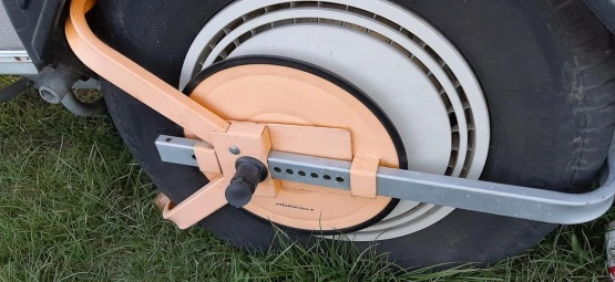                         Sprzedam przyczepę KIP 1993 r. - zdjęcie 5
                        