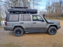                         Kamper offroad na Jeep Commander - zdjęcie 18
                        
