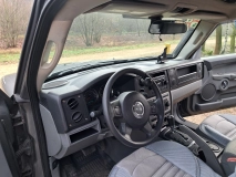                         Kamper offroad na Jeep Commander - zdjęcie 12
                        