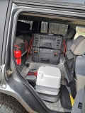                         Kamper offroad na Jeep Commander - zdjęcie 9
                        