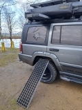                         Kamper offroad na Jeep Commander - zdjęcie 3
                        