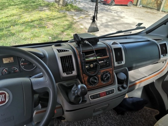                         Kamper Hymer C614 STAR EDITION 2010 ROK, alkowa, STAN BARDZO DOBRY, 4 osobowy - zdjęcie 18
                        