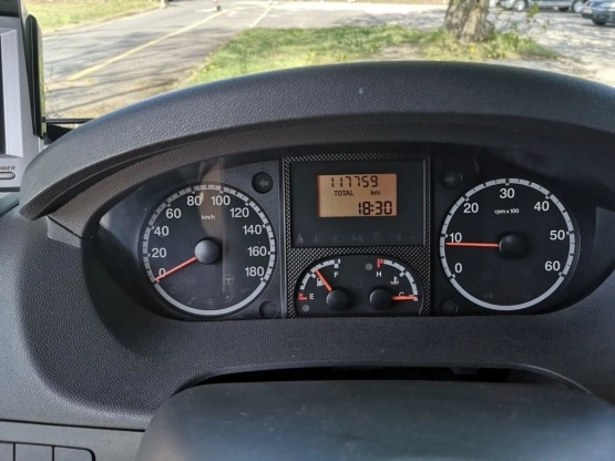                         Kamper Hymer C614 STAR EDITION 2010 ROK, alkowa, STAN BARDZO DOBRY, 4 osobowy - zdjęcie 24
                        