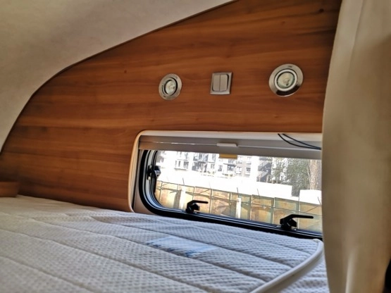                         Kamper Hymer C614 STAR EDITION 2010 ROK, alkowa, STAN BARDZO DOBRY, 4 osobowy - zdjęcie 9
                        