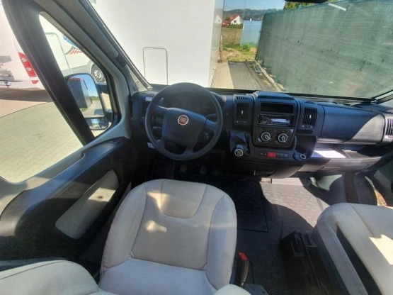                         Fiat Ducato kamper 2017 jak z salonu - zdjęcie 6
                        