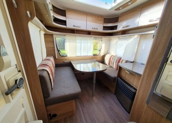                         Burstner Premio 490 TS - zdjęcie 4
                        