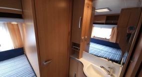                         Wilk S3 2008 rok Piętrowe łóżka  - zdjęcie 2
                        