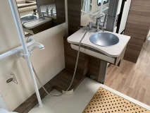                         Blucamp SKY 160KM Automat Kamper dla niepełnosprawnych z winda - zdjęcie 13
                        