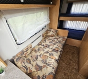                         BURSTNER VENTANA 495TK przedsionek łóżko piętr - zdjęcie 7
                        