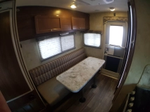                         Nakładka kamperowa WOLF CREEK 850 z 2020 r. na 4 sezony - zdjęcie 22
                        