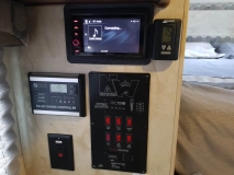                         Nakładka kamperowa WOLF CREEK 850 z 2020 r. na 4 sezony - zdjęcie 16
                        