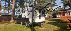                         Nakładka kamperowa WOLF CREEK 850 z 2020 r. na 4 sezony - zdjęcie 3
                        