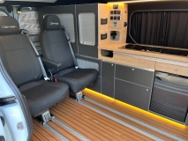                         Renault Trafic Wavecamper Long  - zdjęcie 17
                        