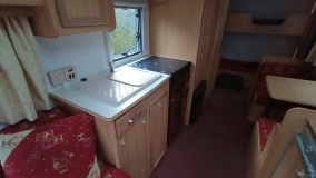                         [REZERWACJA] Avondale DART 2005r. przyczepa kempingowa - zdjęcie 12
                        