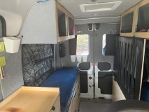                         Ford Transit L2H2 campervan  - zdjęcie 9
                        