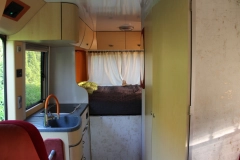                         Sprzedam Kampera Pół-integra  rok 2008 - zdjęcie 15
                        