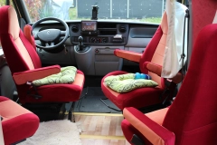                         Sprzedam Kampera Pół-integra  rok 2008 - zdjęcie 11
                        