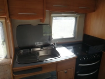                         Adria Adora 532 rodzinna 7-os.  - zdjęcie 8
                        