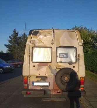                         Kamper VW LT 31 2.4 TD - zdjęcie 18
                        