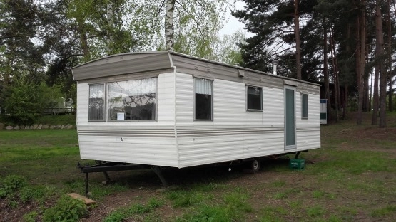                         DOMEK LETNISKOWY NAD JEZIOREM - zdjęcie 12
                        